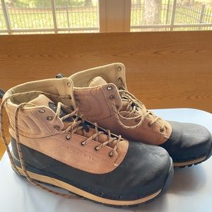 Men’s Astral boots